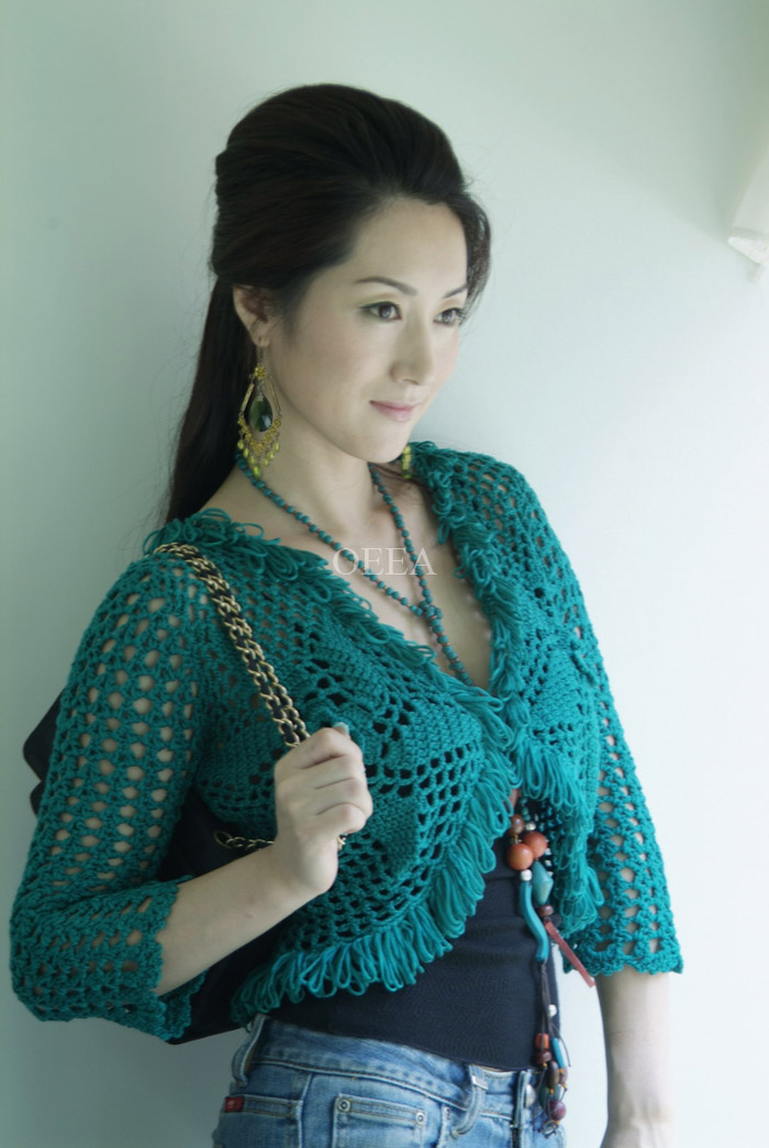 crochet clothing 15407003